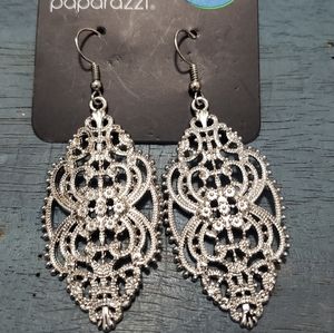 Paparazzi Must See Silver Filigree Earrings